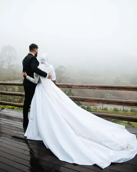 Bride groom foggy mountain landscape, Mauritius